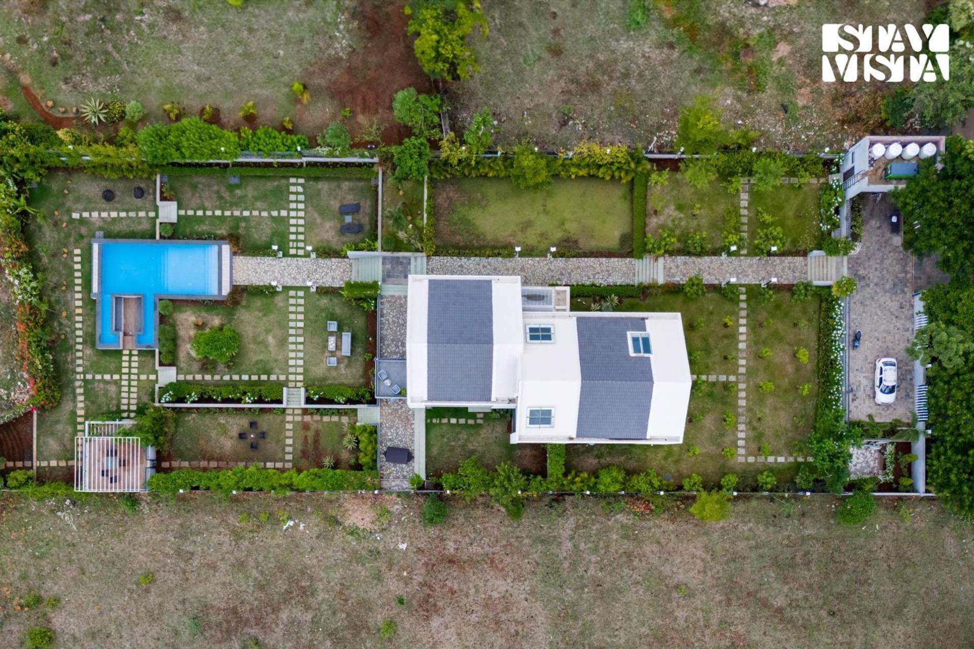 Stayvista At The Rainfield Villa With Gazebo & Lawn Nashik Eksteriør billede