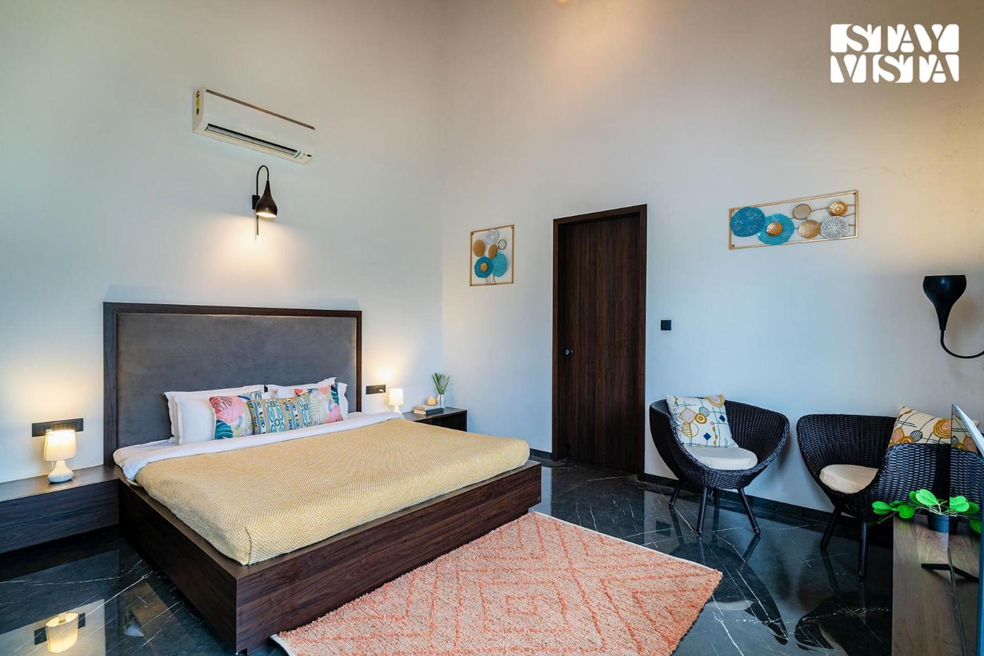 Stayvista At The Rainfield Villa With Gazebo & Lawn Nashik Eksteriør billede